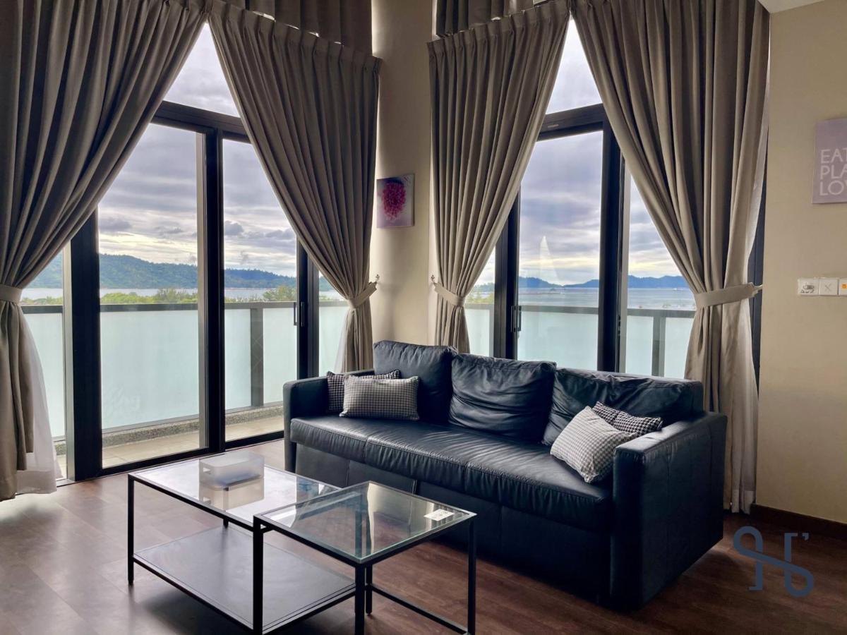 Apartment Homesuite' At Riverson Soho *