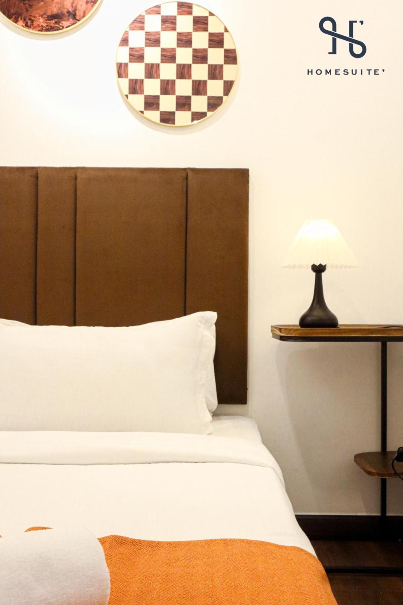 Homesuite' At Riverson Soho Apartment